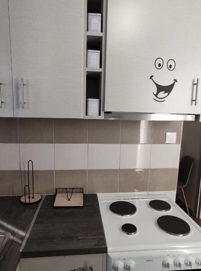 Pretty Roof Flat By The Port Apartment Патра Екстериор снимка